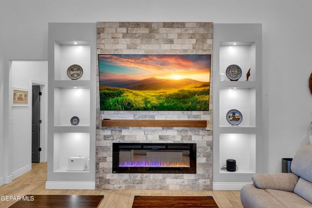 12400 Freshwater Drive, El Paso, TX 79928