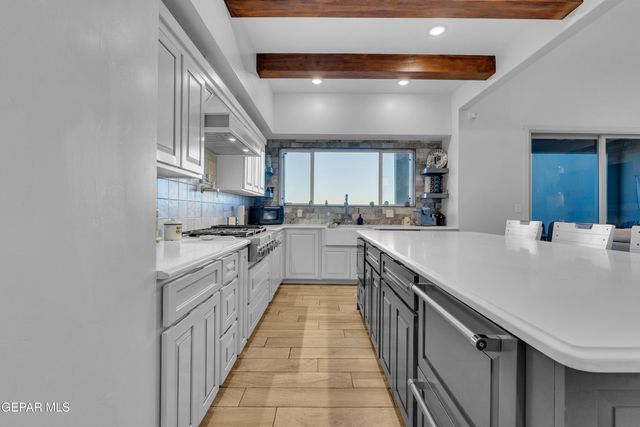 12400 Freshwater Drive, El Paso, TX 79928