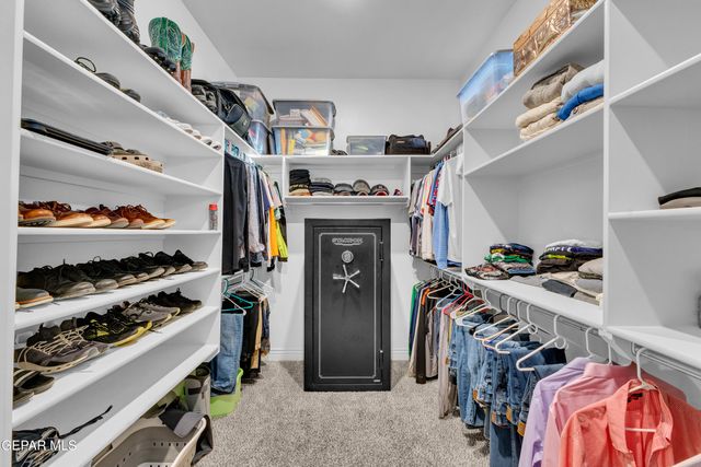 12400 Freshwater Drive, El Paso, TX 79928