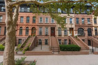 393 Park Place, Brooklyn, NY 11238