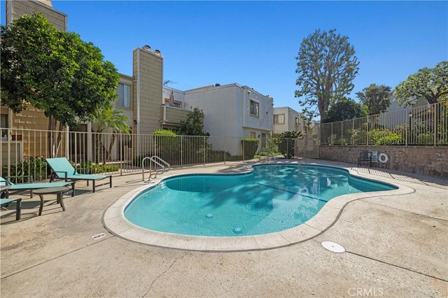 18408 Hatteras Street, Tarzana, CA 91356