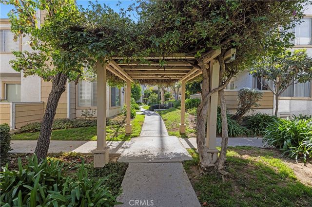 18408 Hatteras Street, Tarzana, CA 91356