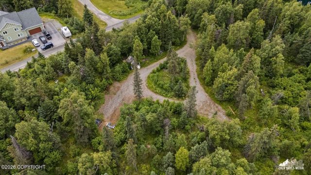 12801 Langman Circle, Anchorage, AK 99516