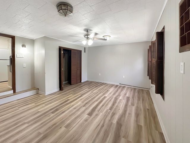 1301 Oak St, Leesville, LA 71446