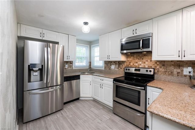 1336 W Norcova DR, Norfolk, VA 23502