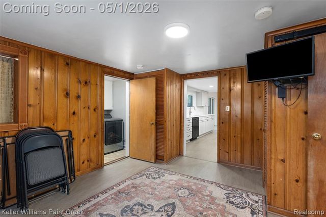 17469 Doris, Fraser, MI 48026
