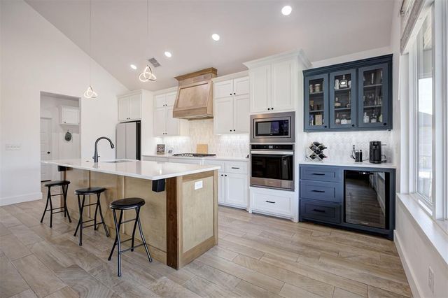 2839 Redwood Court, Newcastle, OK 73065