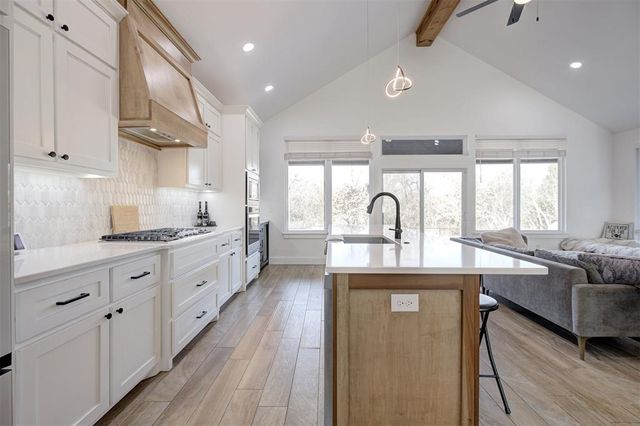 2839 Redwood Court, Newcastle, OK 73065