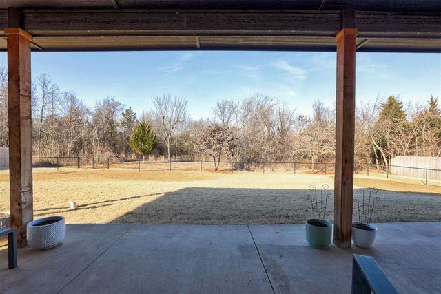 2839 Redwood Court, Newcastle, OK 73065
