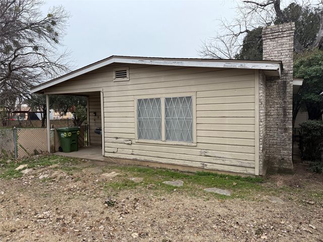 304 Beetham Road, Mineral Wells, TX 76067