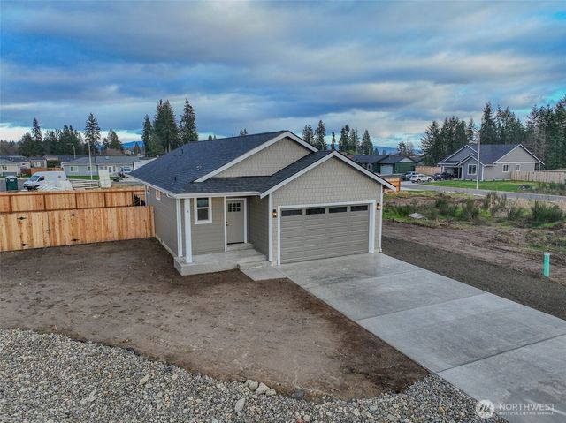 8 Hobble Creek Street, Elma, WA 98541