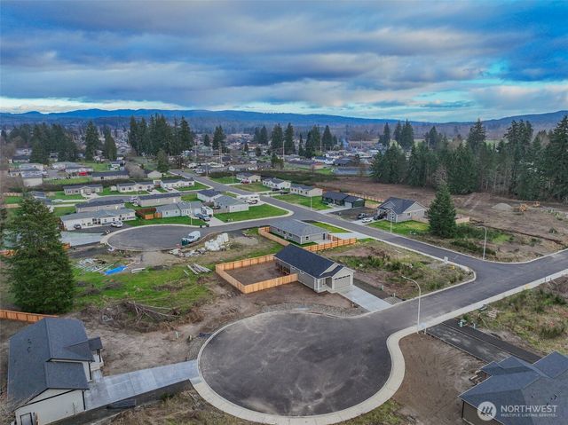 8 Hobble Creek Street, Elma, WA 98541