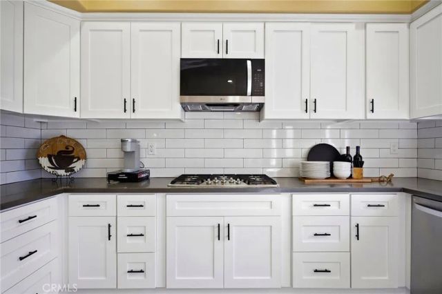 23324 Summerglen, Valencia, CA 91354