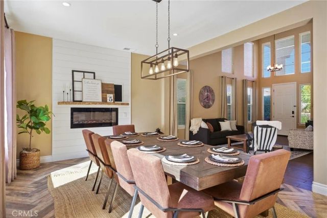 23324 Summerglen, Valencia, CA 91354