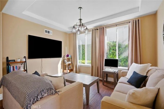 23324 Summerglen, Valencia, CA 91354