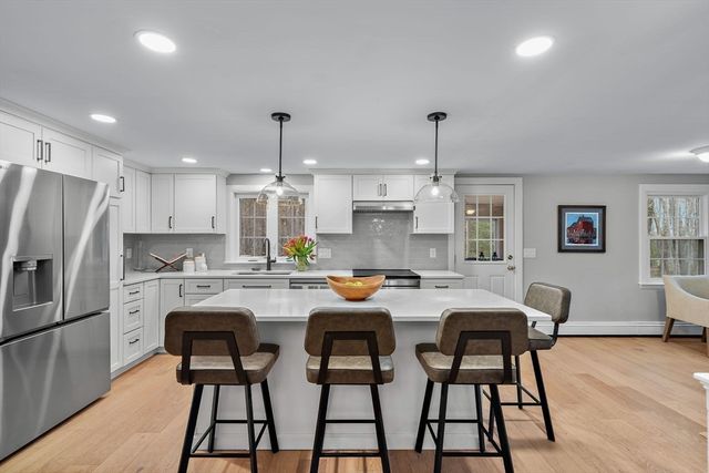 27 Captain Brown's Lane, Acton, MA 01720