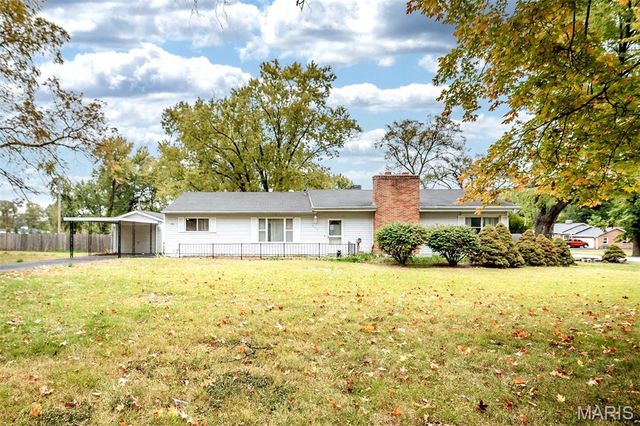 311 Utz Lane, Hazelwood, MO 63042