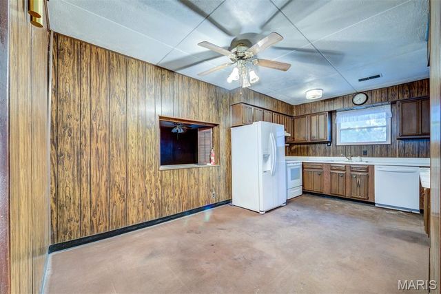 311 Utz Lane, Hazelwood, MO 63042