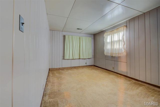 311 Utz Lane, Hazelwood, MO 63042