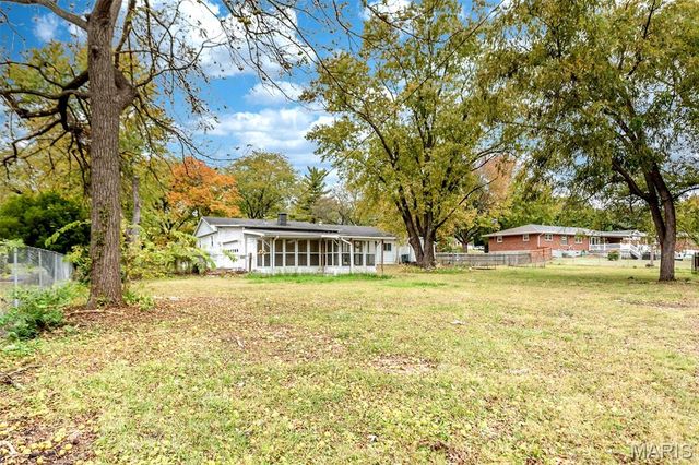 311 Utz Lane, Hazelwood, MO 63042