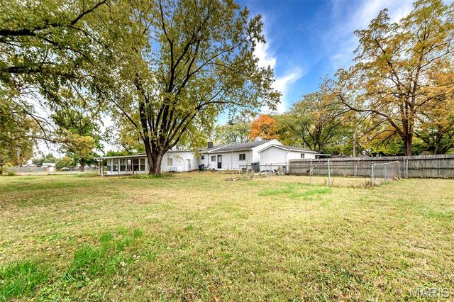 311 Utz Lane, Hazelwood, MO 63042