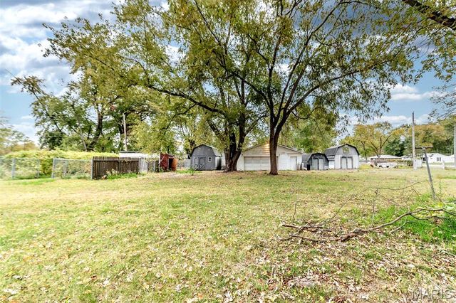 311 Utz Lane, Hazelwood, MO 63042