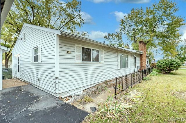 311 Utz Lane, Hazelwood, MO 63042