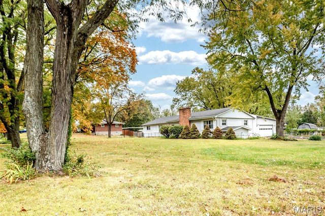 311 Utz Lane, Hazelwood, MO 63042