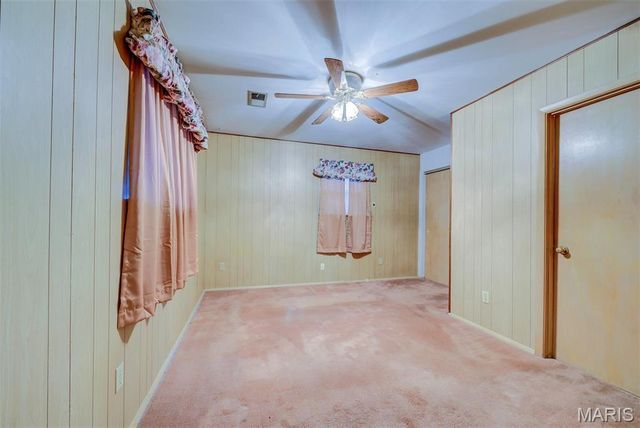 311 Utz Lane, Hazelwood, MO 63042