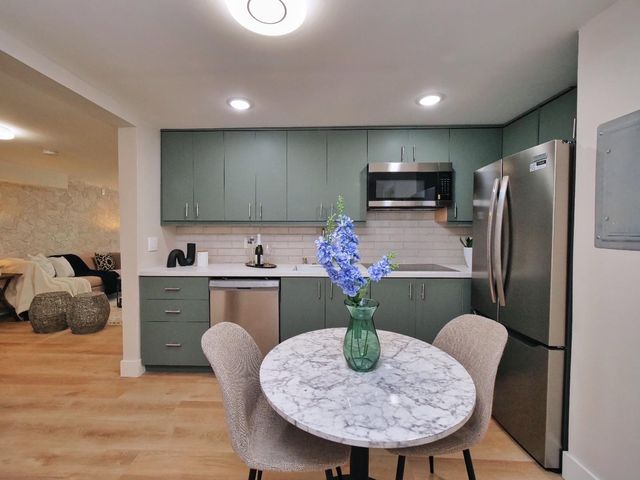 7433 Moeser Lane, El Cerrito, CA 94530