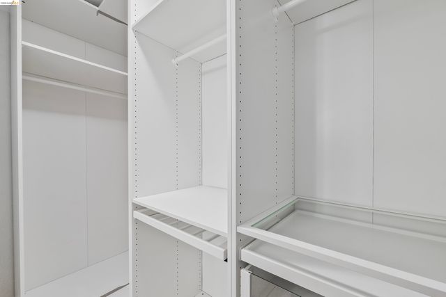 655 12Th St 205, Oakland, CA 94607