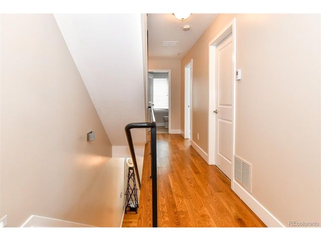 3040 Zuni St B, Denver, CO 80211