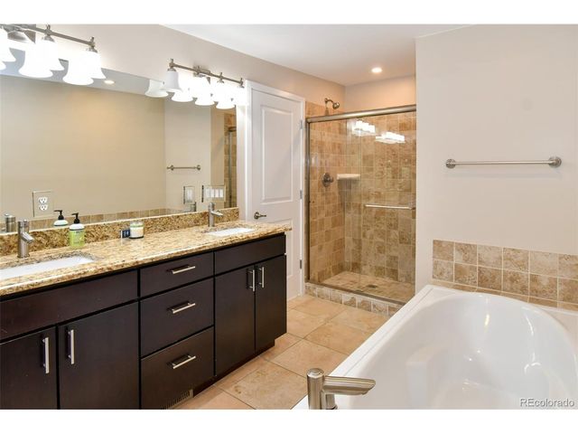 3040 Zuni St B, Denver, CO 80211