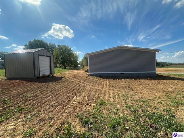 100 N Center Street, Irvington, KY 40146