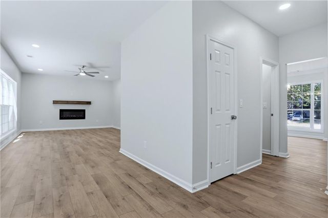 424 Payton Court, Stockbridge, GA 30281