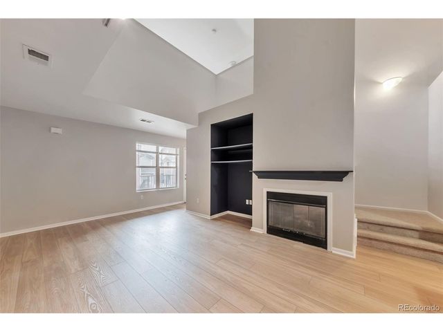 18622 E Water Dr E, Aurora, CO 80013