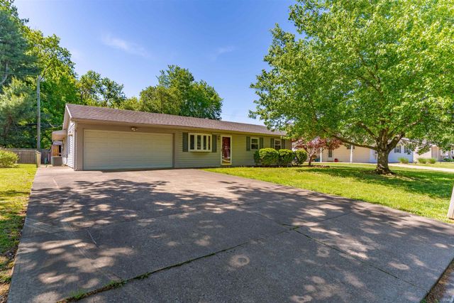2424 Lexington Road, Evansville, IN 47720