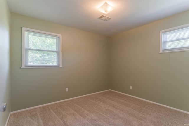 2424 Lexington Road, Evansville, IN 47720