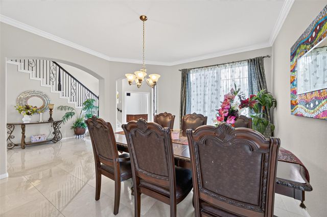 4619 Rockton Hills Lane, Sugar Land, TX 77479