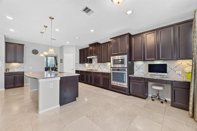 4619 Rockton Hills Lane, Sugar Land, TX 77479