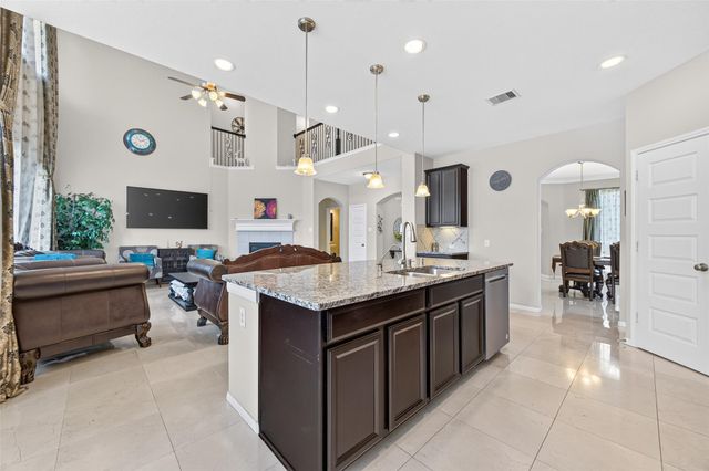 4619 Rockton Hills Lane, Sugar Land, TX 77479