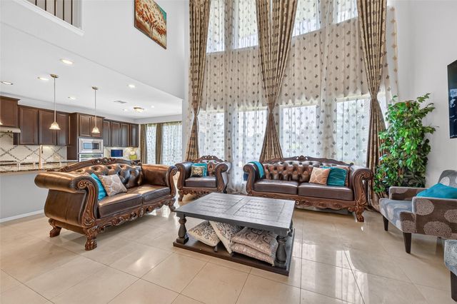 4619 Rockton Hills Lane, Sugar Land, TX 77479