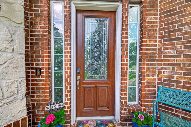 4619 Rockton Hills Lane, Sugar Land, TX 77479