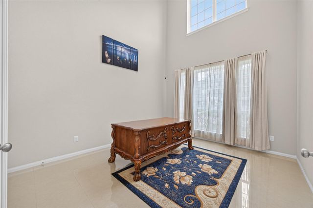 4619 Rockton Hills Lane, Sugar Land, TX 77479