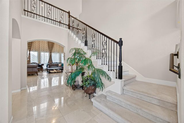 4619 Rockton Hills Lane, Sugar Land, TX 77479