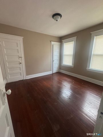 1688 North Avenue, Bridgeport, CT 06604