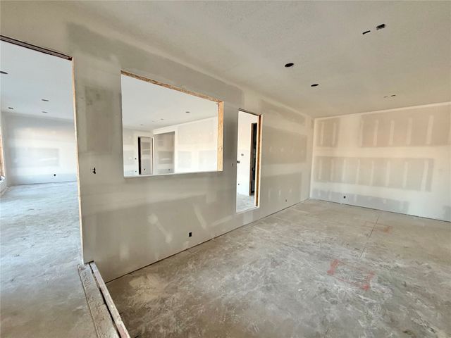 17815 Goodman Drive, Urbandale, IA 50323