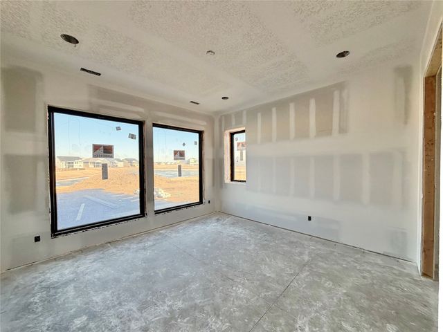 17815 Goodman Drive, Urbandale, IA 50323