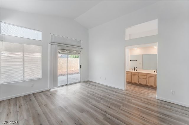 5348 Desert Blossom Road, Las Vegas, NV 89107