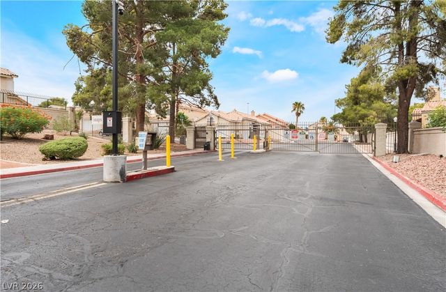 5348 Desert Blossom Road, Las Vegas, NV 89107